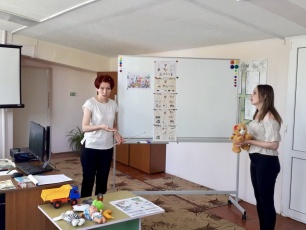 Занятие «Родительского клуба» в форме обучающего семинара для родителей «Как развивать связную речь  у детей с ОВЗ»